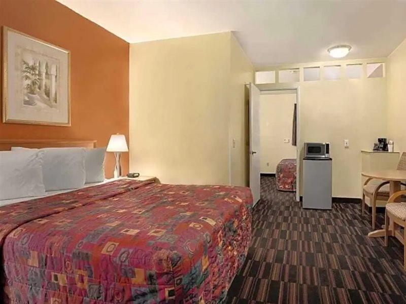 Knights D.m.a.f Area Hotel Tucson